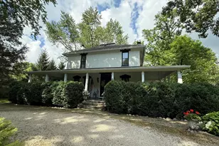 666 Maple Ave, Lake Bluff, IL 60044 - Photo 1