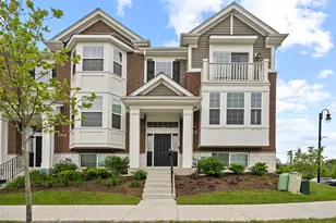 9281 Harlowe Ln, Orland Park, IL 60462 - Photo 1