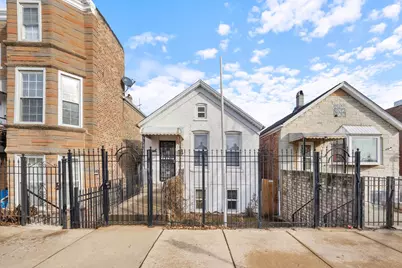 3353 S Bell Avenue, Chicago, IL 60608 - Photo 1