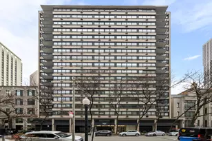 33 E Cedar St, Chicago, IL 60611 - Photo 1