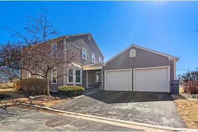5 The Court Of Charlwood, Northbrook, IL 60062 - Photo 1