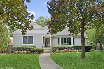 900 Locust Road, Wilmette, IL 60091 - Photo 1