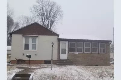 503 Pike Street, Peru, IL 61354 - Photo 1