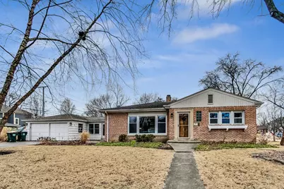306 W Elm Street, Arlington Heights, IL 60004 - Photo 1