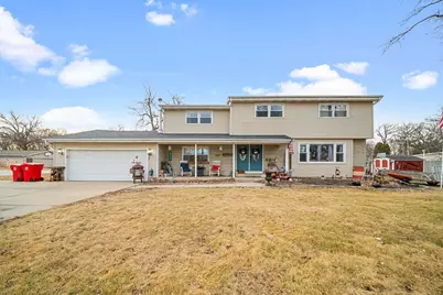 219 N River Road, McHenry, IL 60051 - Photo 1