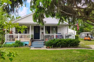 419 Garver Ave, Rockford, IL 61102 - Photo 1