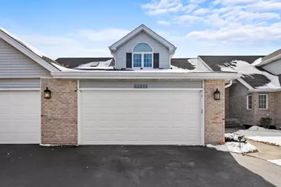9739 W 154th Street, Orland Park, IL 60462 - Photo 1