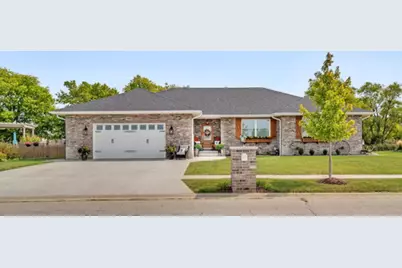 1685 Locust Road, Morris, IL 60450 - Photo 1