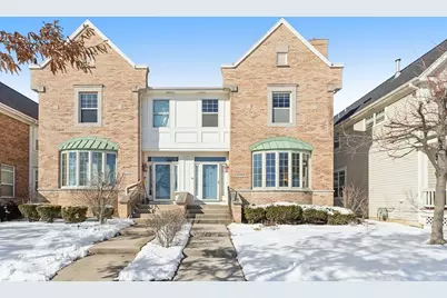 2462 W Lake Avenue, Glenview, IL 60026 - Photo 1