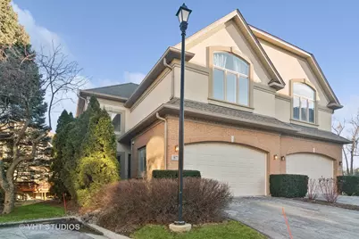 871 W Goodrich Place, Palatine, IL 60067 - Photo 1