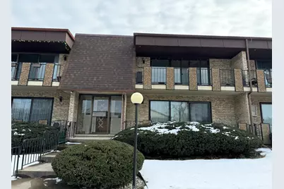 9105 S Roberts Road #2B, Hickory Hills, IL 60457 - Photo 1