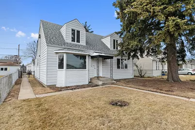 4910 S Lotus Avenue, Chicago, IL 60638 - Photo 1