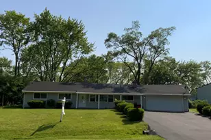 4725 181st St, Country Club Hills, IL 60478 - Photo 1