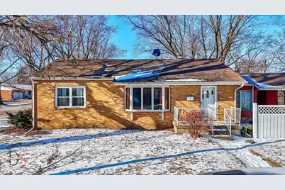 205 Pleasant Avenue, Ottawa, IL 61350 - Photo 1