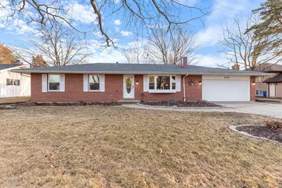 220 Pleasure Drive, Yorkville, IL 60560 - Photo 1