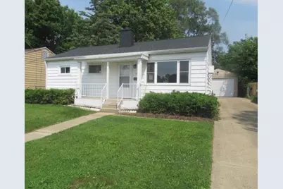 1018 W Langdon Street, Freeport, IL 61032 - Photo 1