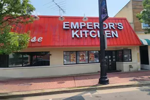 2683 Sheridan Rd, Zion, IL 60099 - Photo 1