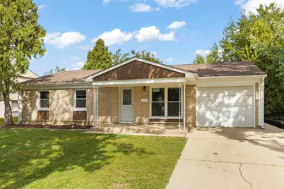 700 Pleasant Place, Streamwood, IL 60107 - Photo 1