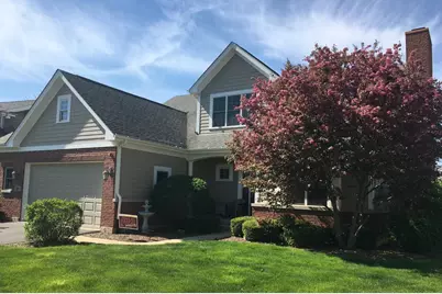 221 Cater Lane, Libertyville, IL 60048 - Photo 1