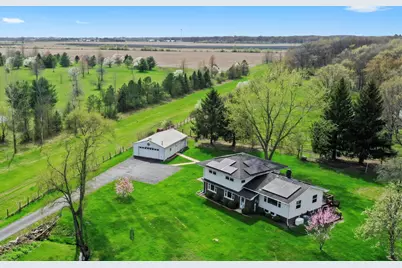 27056 S Woodlawn Avenue, Crete, IL 60417 - Photo 1