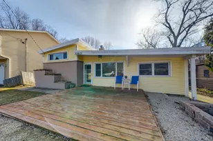 231 Bayshore Dr, Lake Bluff, IL 60044 - Photo 1