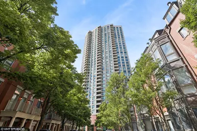 501 N Clinton Street #1501, Chicago, IL 60654 - Photo 1