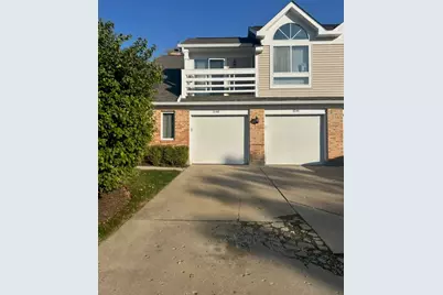 1048 Courtland Drive, Buffalo Grove, IL 60089 - Photo 1
