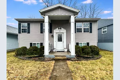 242 N Jackson Avenue, Bradley, IL 60915 - Photo 1
