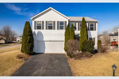 100 Evergreen Drive, Kirkland, IL 60146 - Photo 1