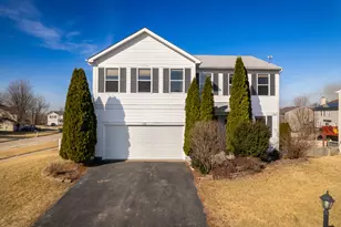 100 Evergreen Dr, Kirkland, IL 60146 - Photo 1