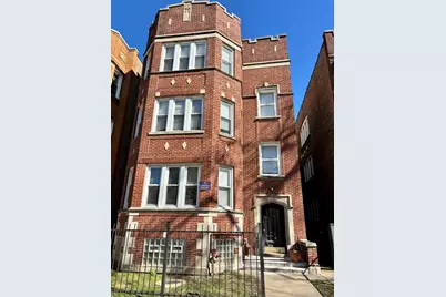 7721 S Phillips Avenue, Chicago, IL 60649 - Photo 1