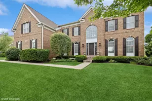 19 Tournament Dr N, Hawthorn Woods, IL 60047 - Photo 1