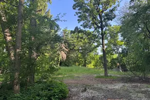 1302 N Green Bay Rd, Lake Forest, IL 60045 - Photo 1