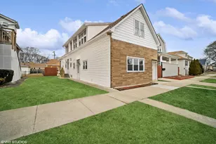 3912 N Nottingham Ave, Chicago, IL 60634 - Photo 1