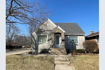 727 11th Street, Peru, IL 61354 - Photo 1