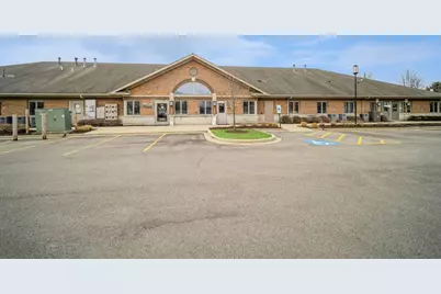 2214 Huntington Drive N, Algonquin, IL 60102 - Photo 1