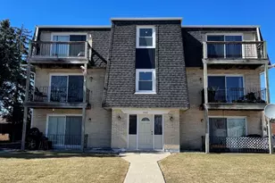 7920 S 82nd Ave, Justice, IL 60458 - Photo 1