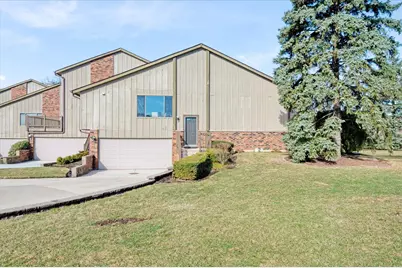 46 Portwine Road, Willowbrook, IL 60527 - Photo 1