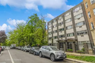5854 N Kenmore Ave, Chicago, IL 60660 - Photo 1