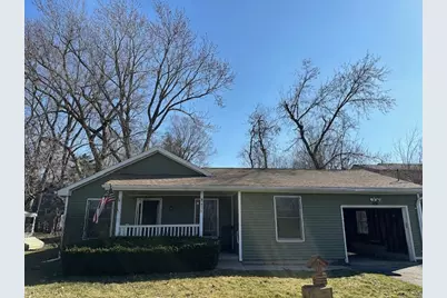 426 Venice Road, Lakemoor, IL 60051 - Photo 1