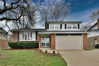 1830 N Dale Avenue, Arlington Heights, IL 60004 - Photo 1