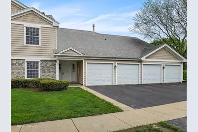 1 Trails Drive #V2, Schaumburg, IL 60194 - Photo 1