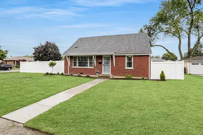 5801 109th Street, Chicago Ridge, IL 60415 - Photo 1