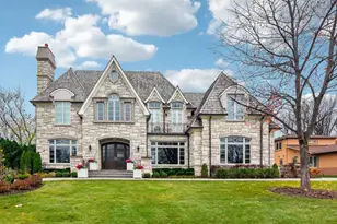 28 Sheffield Ln, Oak Brook, IL 60523 - Photo 1