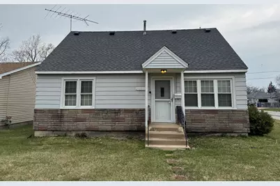 7400 W 113th Place, Worth, IL 60482 - Photo 1