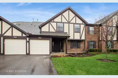 704 Elizabeth Drive #B, Wood Dale, IL 60191 - Photo 1