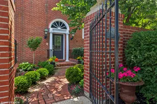 628 Franklin St, Geneva, IL 60134 - Photo 1