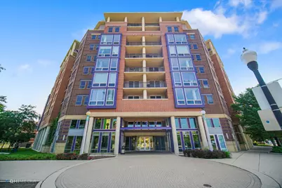 437 W Division Street #716, Chicago, IL 60610 - Photo 1