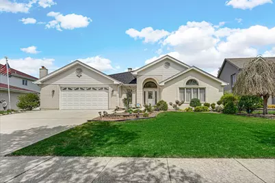 1520 Chauser Lane, Woodridge, IL 60517 - Photo 1