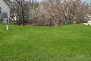 10 S Maple Ave, Fox Lake, IL 60020 - Photo 1